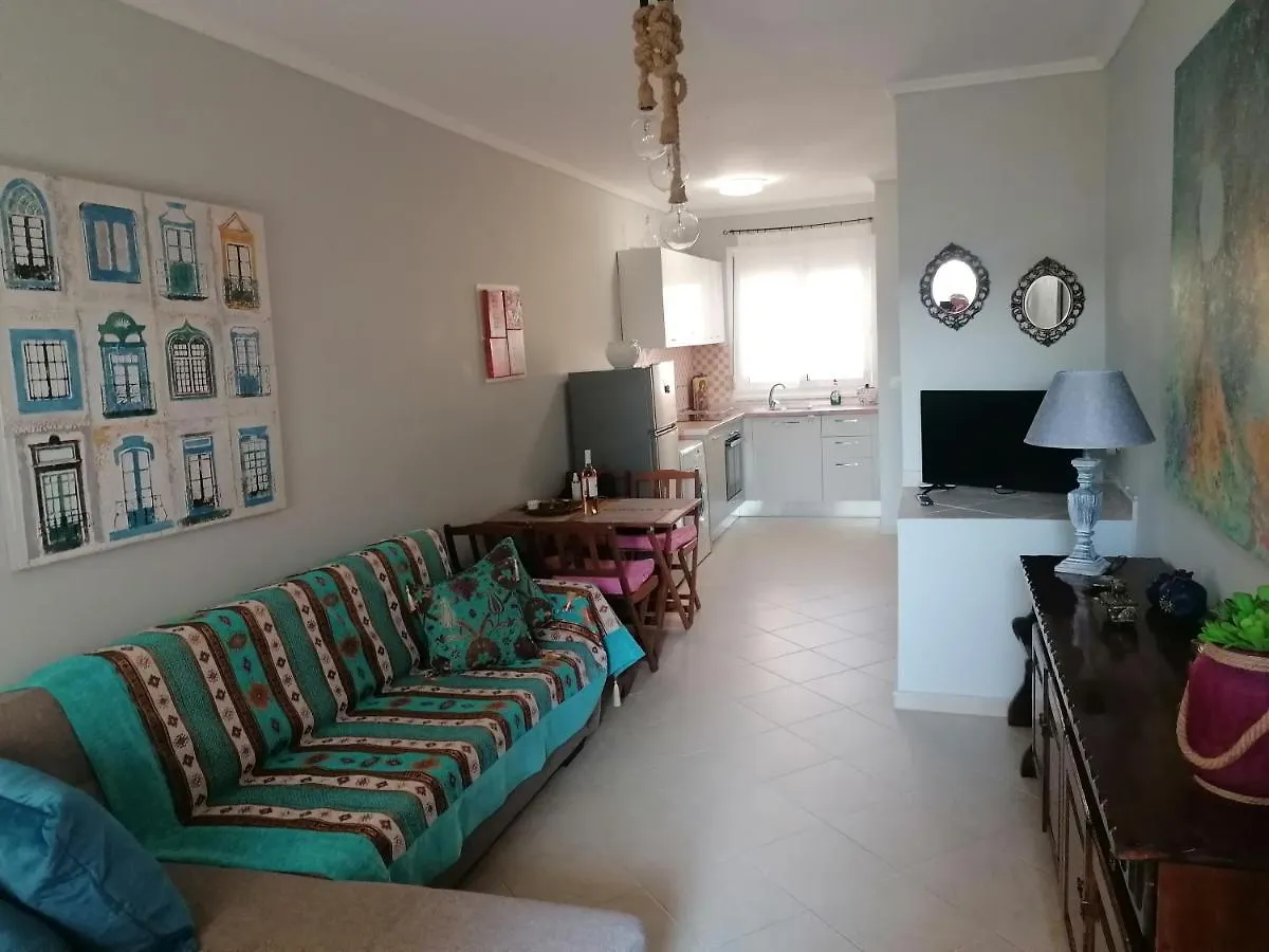 Greca Mare-Traditional Greek Boutique Apt. プサコウディア ギリシャ